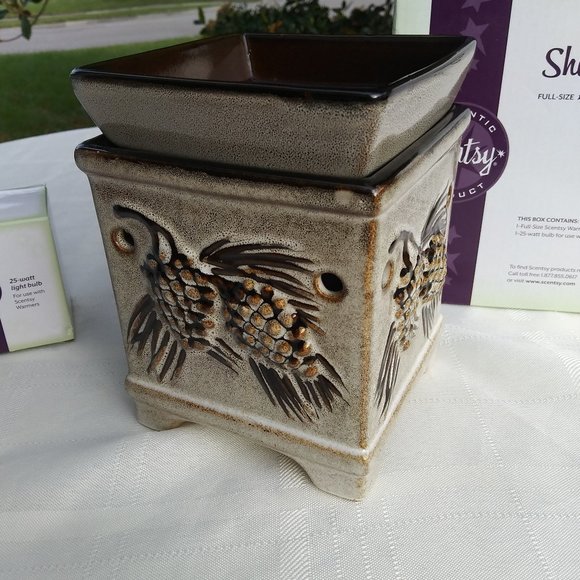 Scentsy Warmer DSW-Pine Portable Luminaire #4854 - Picture 3 of 7